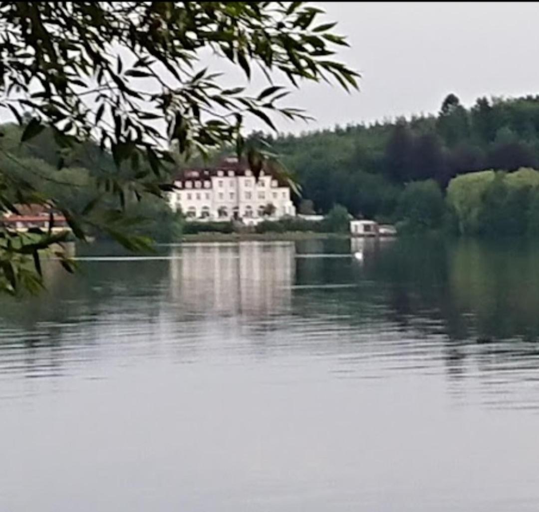 See Schlosshotel Am Kellersee Eutin Exterior photo
