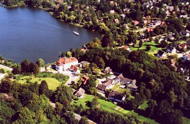 See Schlosshotel Am Kellersee Eutin Exterior photo